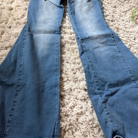 Stylish Vibe & Rant Blue vintage flared 90s super cute women’s light blue Denim - Picture 3 of 9